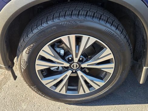 Used 2021 Nissan Rogue SV FWD image 9