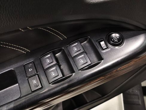 Used 2021 GMC Canyon Denali image 12