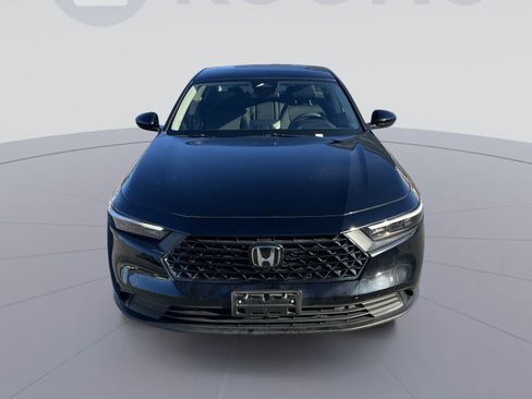 Used 2023 Honda Accord EX image 11