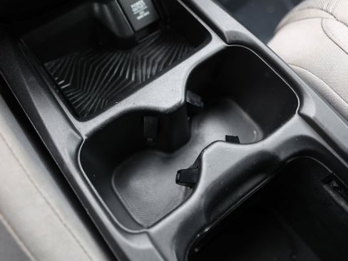 Used 2017 Honda CR-V EX image 30