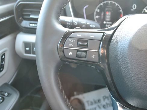 Certified 2025 Honda Pilot EX-L image 21