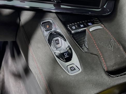 Used 2023 Chevrolet Corvette Stingray w/ Z51 Performance Package image 24