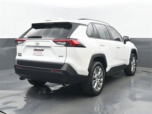Used 2019 Toyota RAV4 XLE Premium w/ Advanced Technology Package image 23