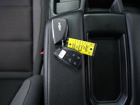 Used 2022 Chevrolet Silverado 1500 LT image 31