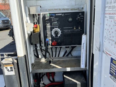 Used 2018 RAM 5500 Tradesman w/ Power & Remote Entry Group image 8