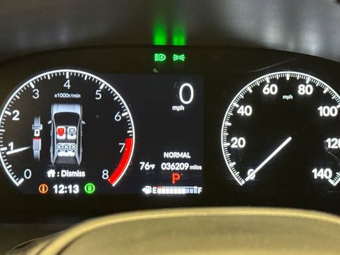 Certified 2025 Honda HR-V LX image 31