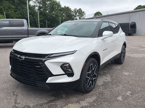 Used 2023 Chevrolet Blazer RS FWD image 7