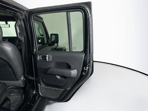 Used 2023 Jeep Wrangler Sahara w/ Cold Weather Group AWD/4WD image 29