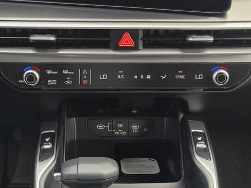 New 2026 Kia Sorento S w/ S Panoramic Sunroof Package FWD image 19