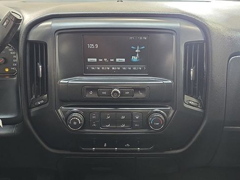 Used 2019 Chevrolet Silverado 1500 W/T AWD/4WD image 17