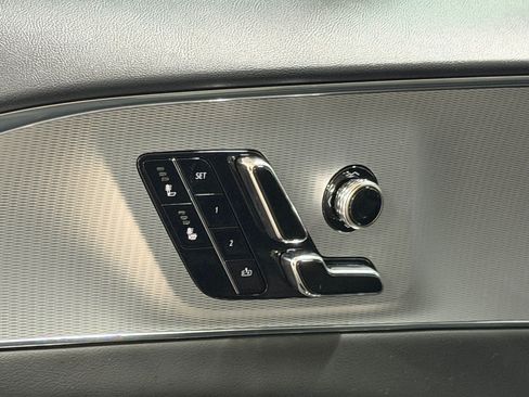Certified 2024 Cadillac Lyriq Tech w/ Driver Assist Package RWD image 19