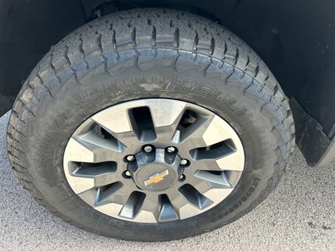 Used 2021 Chevrolet Silverado 2500 W/T w/ WT Convenience Package RWD image 6
