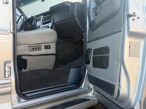 Used 2013 GMC Savana 1500 image 57