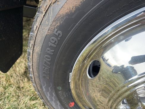 New 2026 Ford F550 4x4 Regular Cab Super Duty image 9