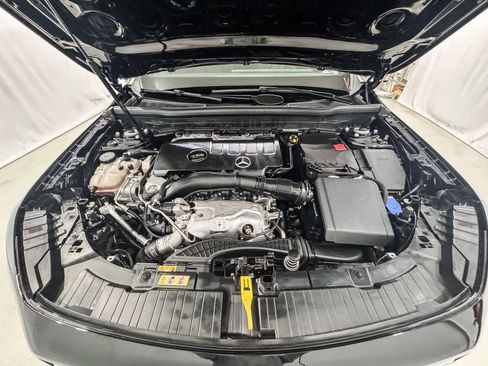 Used 2023 Mercedes-Benz GLB 250 image 26