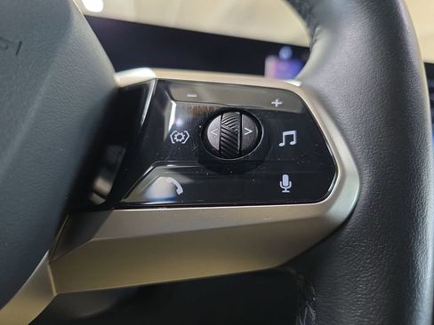 Certified 2023 BMW iX xDrive50 image 21