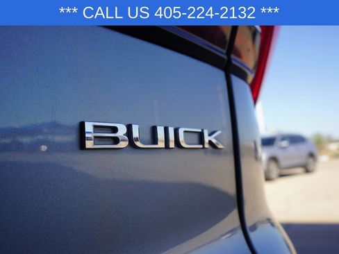 Used 2025 Buick Enclave Preferred image 8