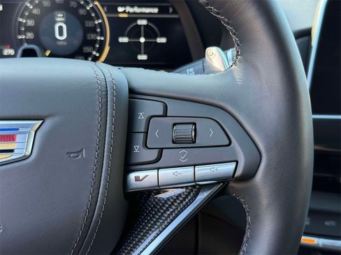 Used 2025 Cadillac CT4 V image 32