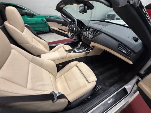 Used 2016 BMW Z4 sDrive28i RWD image 33