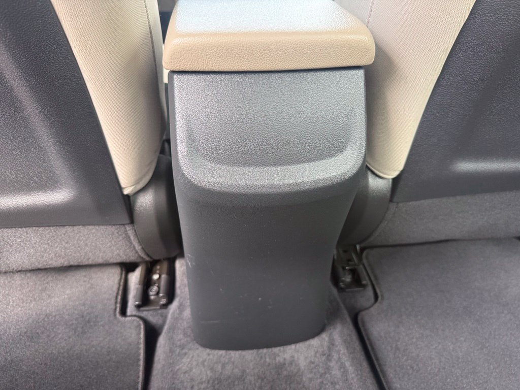 Used 2019 Hyundai Elantra SE FWD image 45