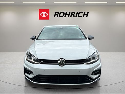 Used 2019 Volkswagen Golf R 4-Door AWD/4WD image 2