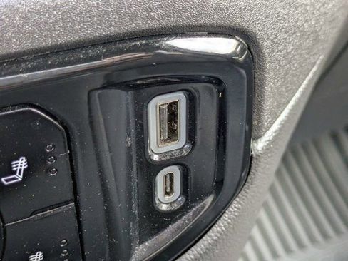 Used 2025 Chevrolet Silverado 1500 LT AWD/4WD image 22