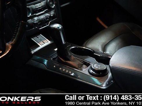 Used 2016 Ford Explorer XLT w/ Equipment Group 202A AWD/4WD image 36