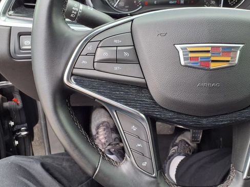 Used 2025 Cadillac XT5 Premium Luxury AWD/4WD image 31