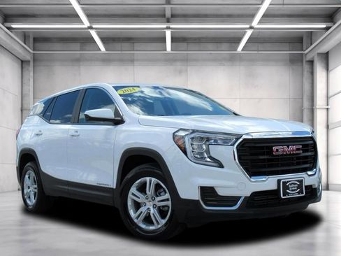 Certified 2024 GMC Terrain SLE image 1