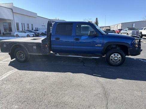 Used 2003 Chevrolet Silverado 3500 LS w/ Skid Plate Package AWD/4WD image 4