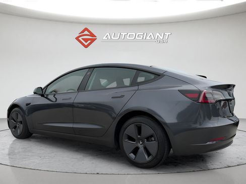 Used 2021 Tesla Model 3 Standard Range Plus RWD image 4