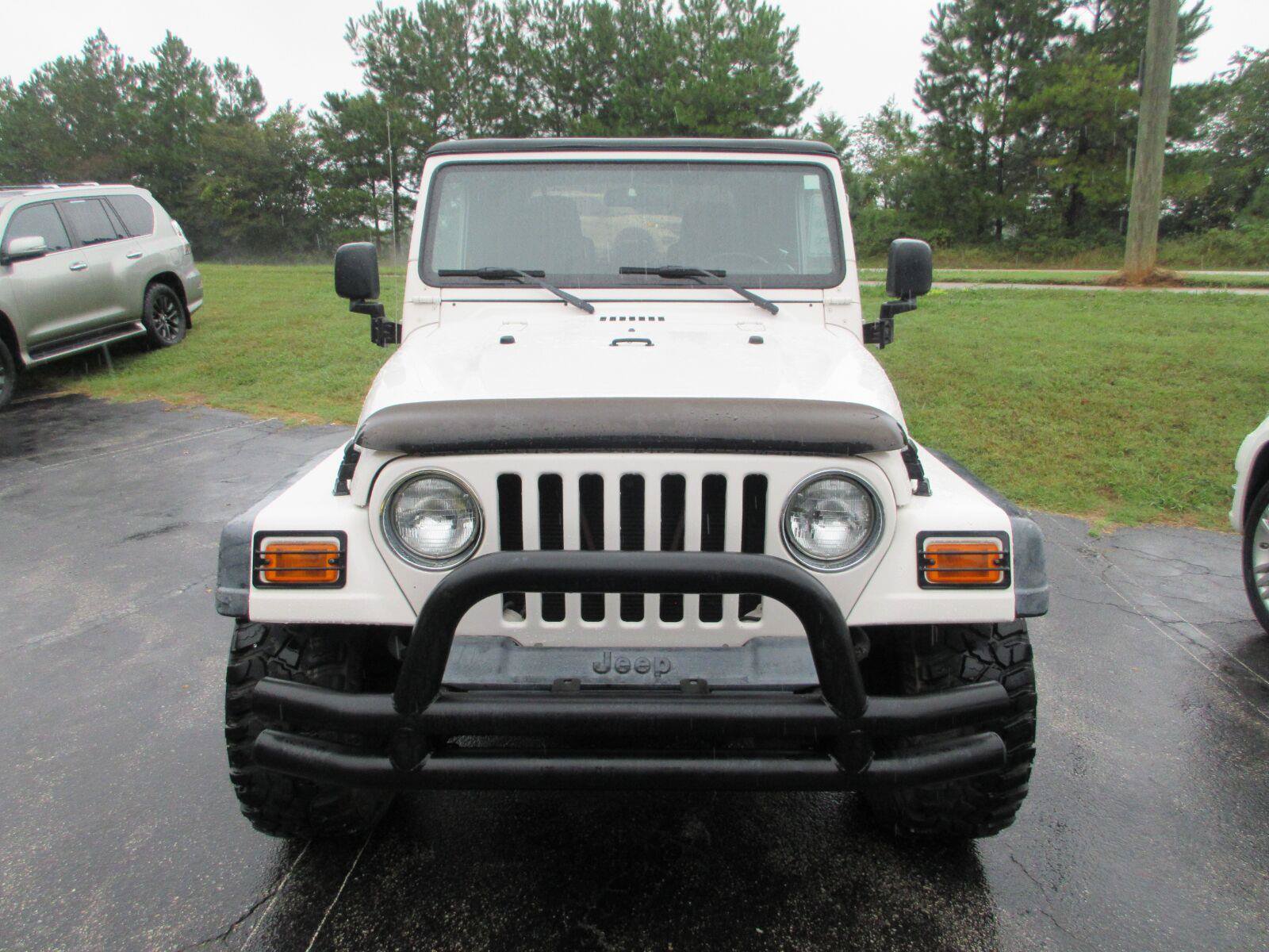 Used 2005 Jeep Wrangler X w/ Tire & Wheel Group (Ecco) AWD/4WD image 2