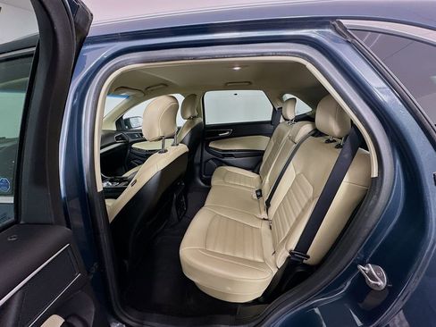 Used 2019 Ford Edge SEL w/ Equipment Group 201A image 23