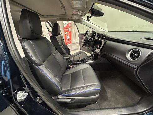 Used 2017 Toyota Corolla XSE w/ Carpet Mat Package (TMS) FWD image 40