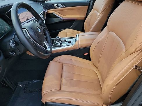 Used 2020 BMW X5 xDrive40i w/ Premium Package image 13
