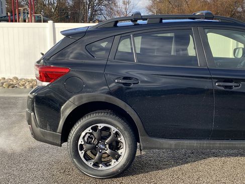 Used 2023 Subaru Crosstrek 2.0i image 6