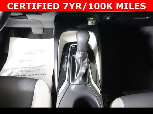 Used 2025 Toyota Corolla LE w/ LE Premium Package image 27