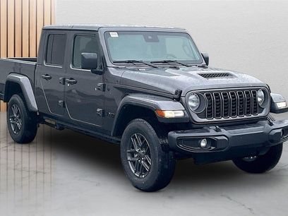 New 2025 Jeep Gladiator Sport