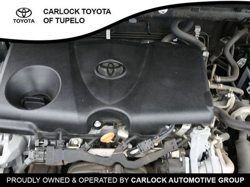 Used 2021 Toyota RAV4 XLE Premium image 30