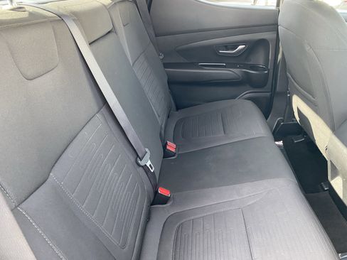 Used 2023 Hyundai Santa Cruz SE image 11