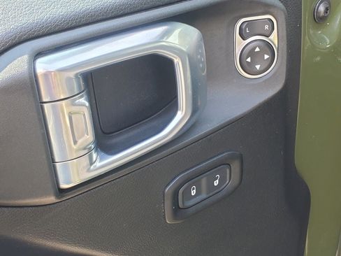 Used 2021 Jeep Wrangler Unlimited Sport AWD/4WD image 8