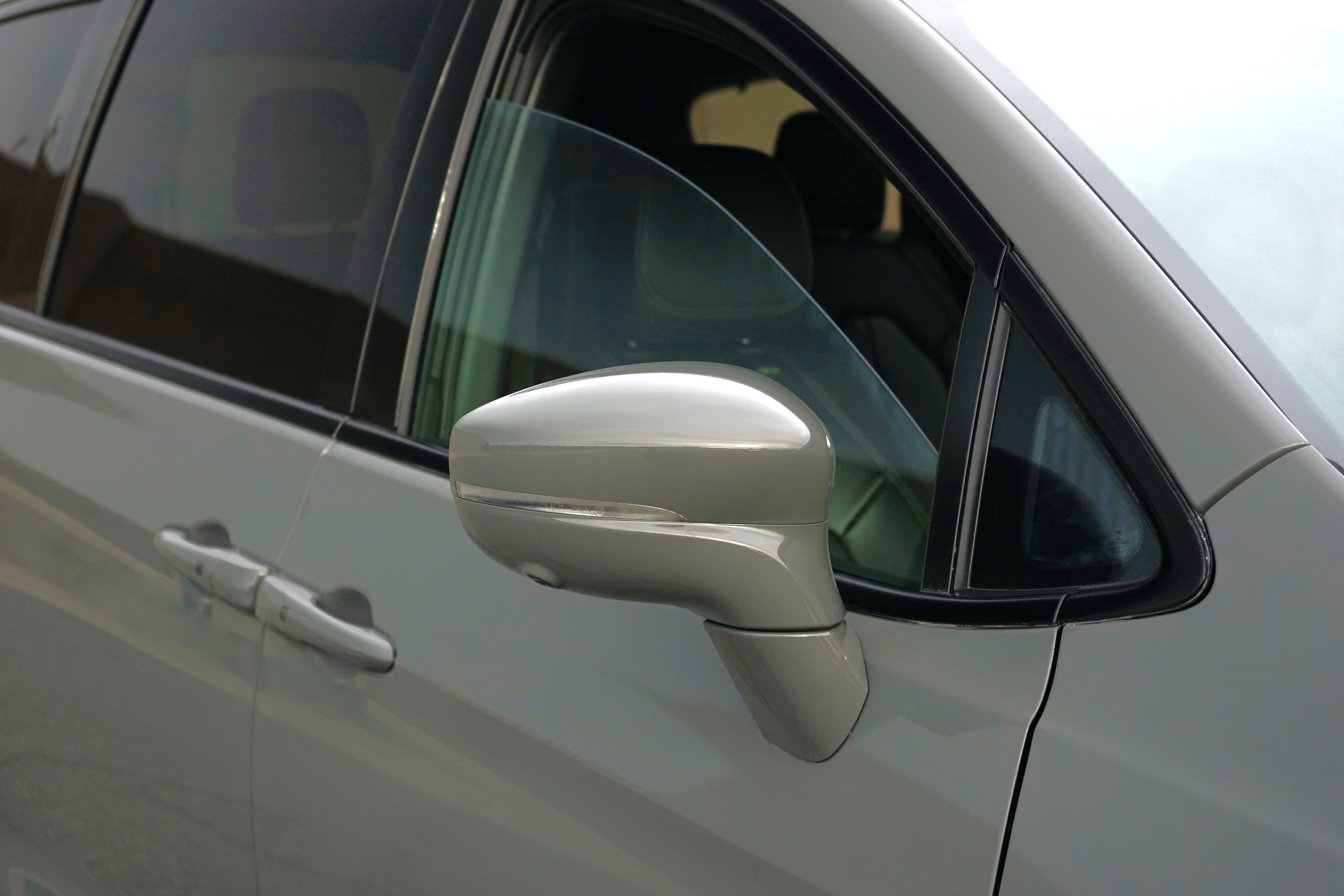Used 2021 Chrysler Pacifica Touring-L w/ Uconnect Theater Family Group FWD image 5