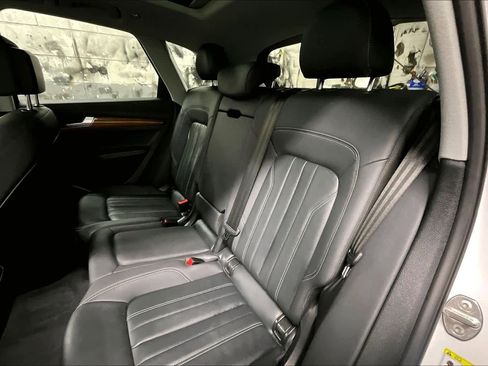 Used 2023 Audi Q5 2.0T Premium Plus w/ Premium Plus Package AWD/4WD image 20