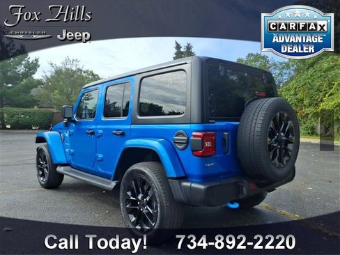 Used 2022 Jeep Wrangler Unlimited Sahara image 6