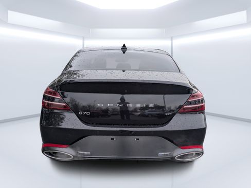 Used 2024 Genesis G70 3.3T Advanced image 4