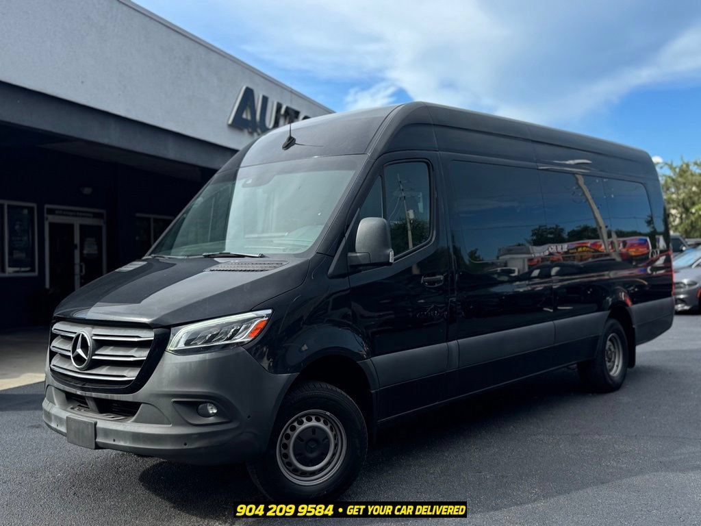Used 2020 Mercedes-Benz Sprinter 3500 image 1