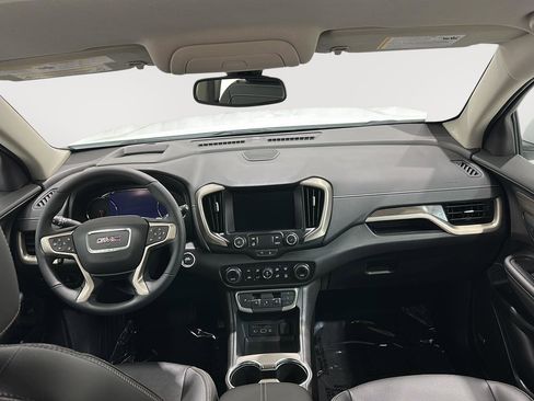 Used 2024 GMC Terrain Denali image 18