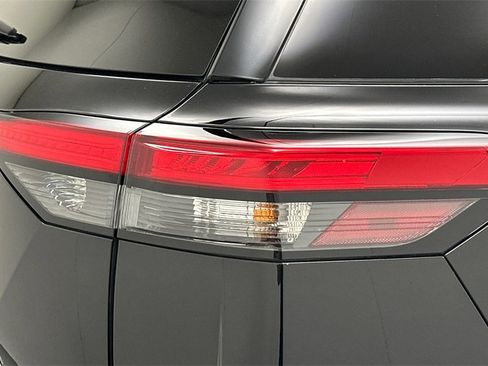 Certified 2022 Nissan Pathfinder Platinum w/ Cargo Package image 25