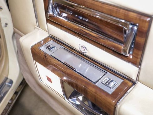 Used 1986 Cadillac Brougham Brougham image 38