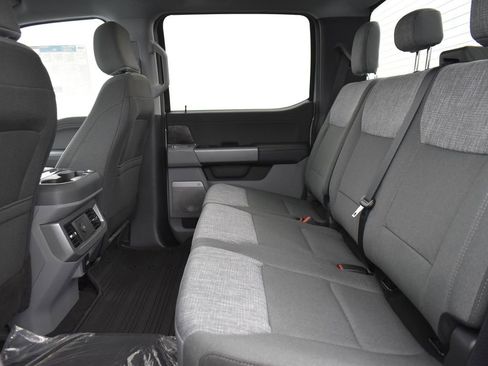 New 2025 Ford F350 XLT w/ Black Appearance Package image 15